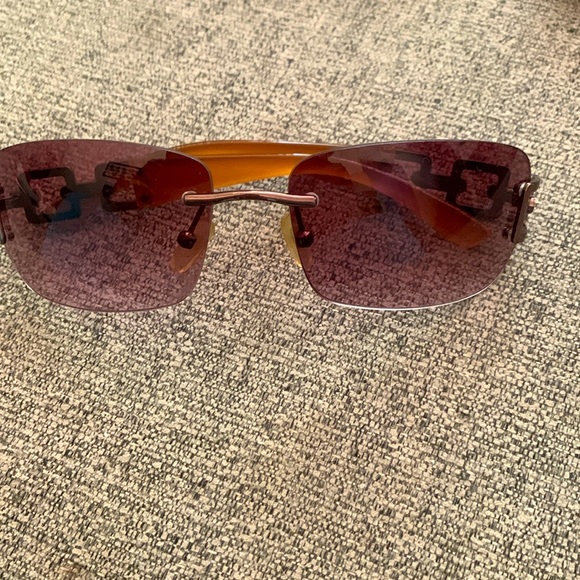 Women’s Sunglasses - Picture 1 of 5
